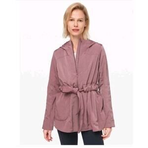 Lululemon Women's Misty Mocha (Mauve) New Moves Fit Belted Basic Jacket Size L